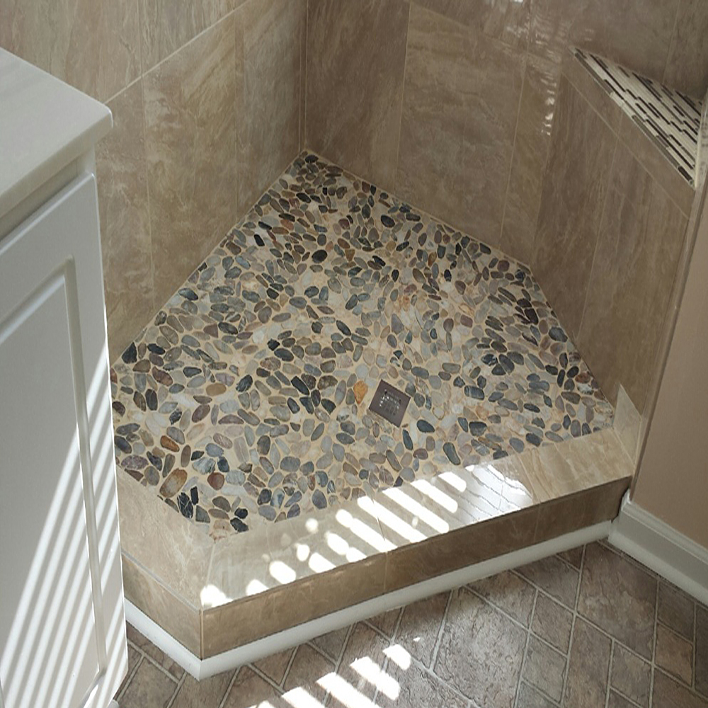 Sliced Cobblestone Pebble Tile Shower Floor