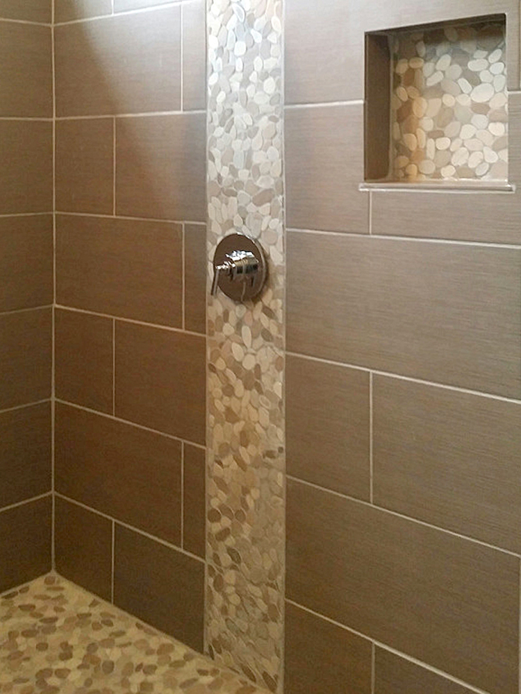 Sliced Java Tan and White Shower Accent