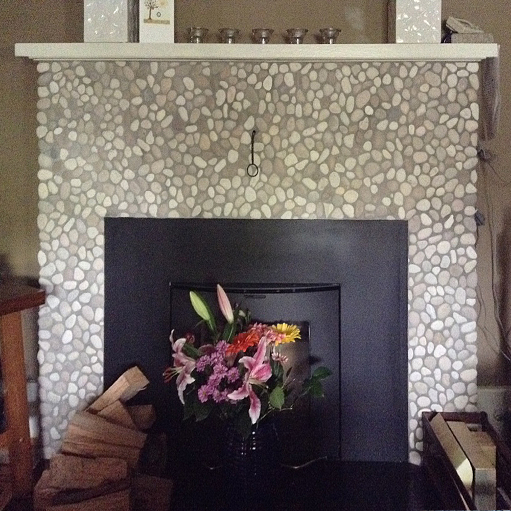 Java Tan and White Pebble Tile Fireplace